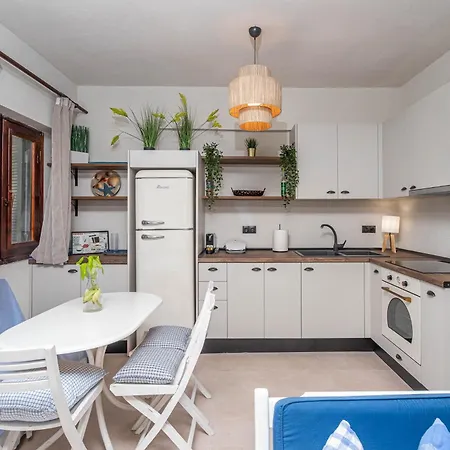 Apartment Land-sea Beach *
